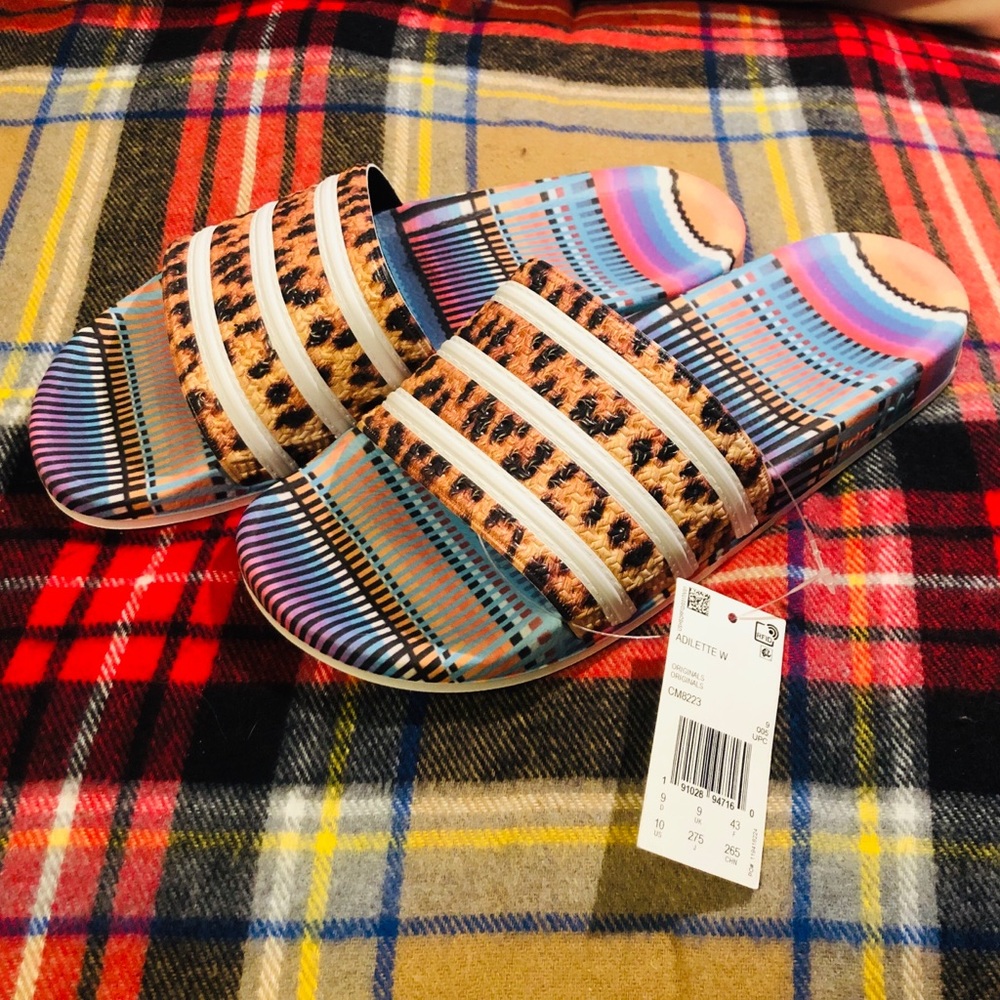 NWT Cheetah Adidas Adilette Slide